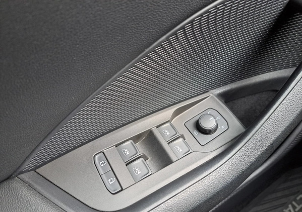 Skoda Octavia cena 89890 przebieg: 66664, rok produkcji 2021 z Ustka małe 436